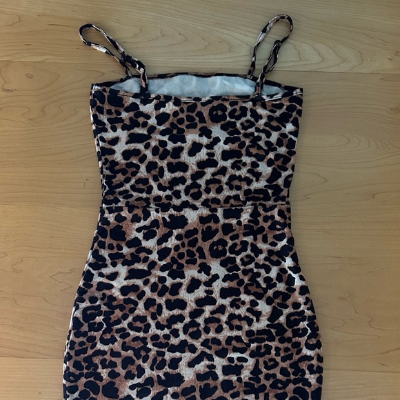 Tight Cheetah Mini Dress - Picture 2 of 3
